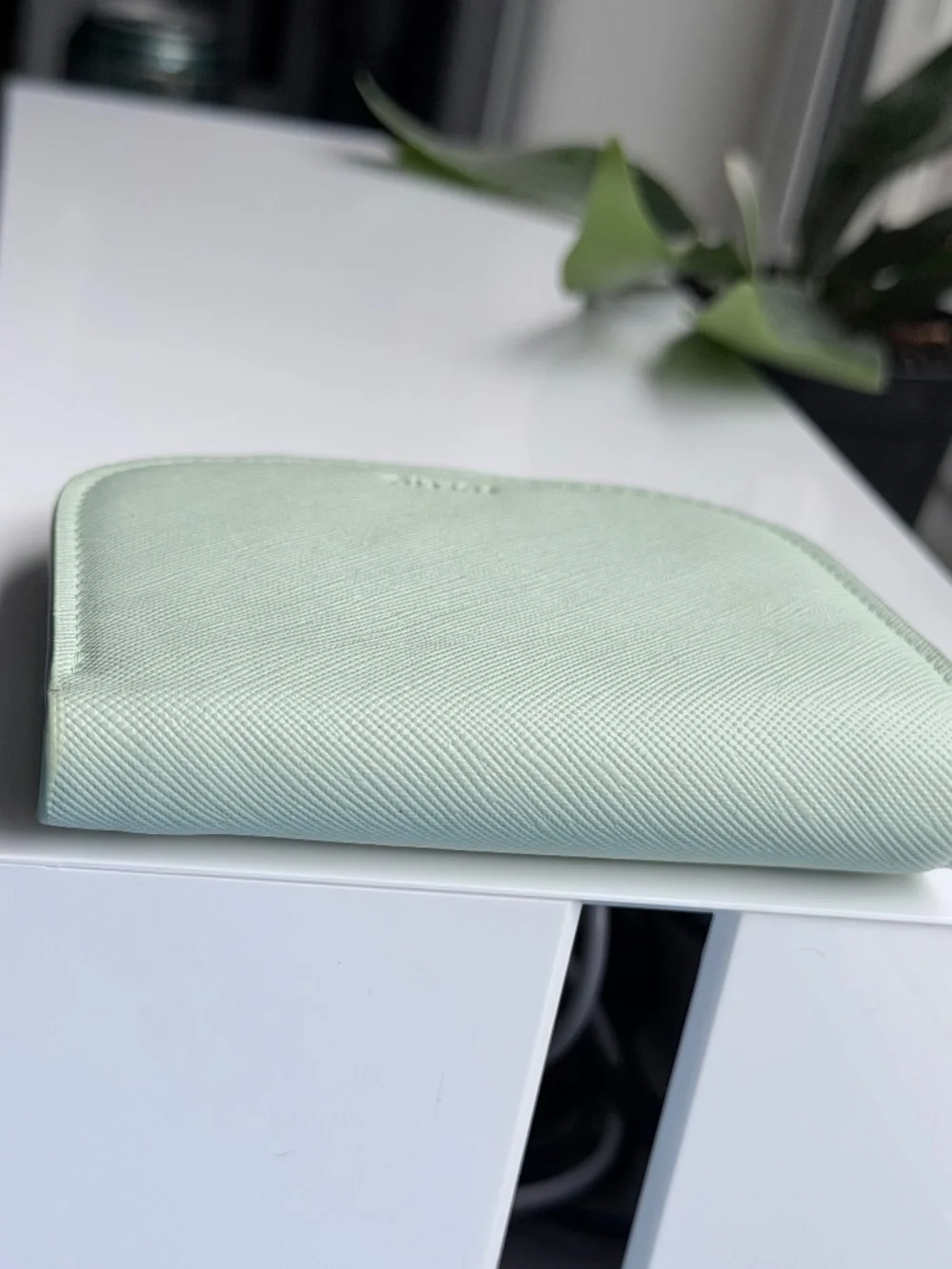 Poketo Vegan Saffiano Leather Dome Wallet In Mint - Picture 7 of 10